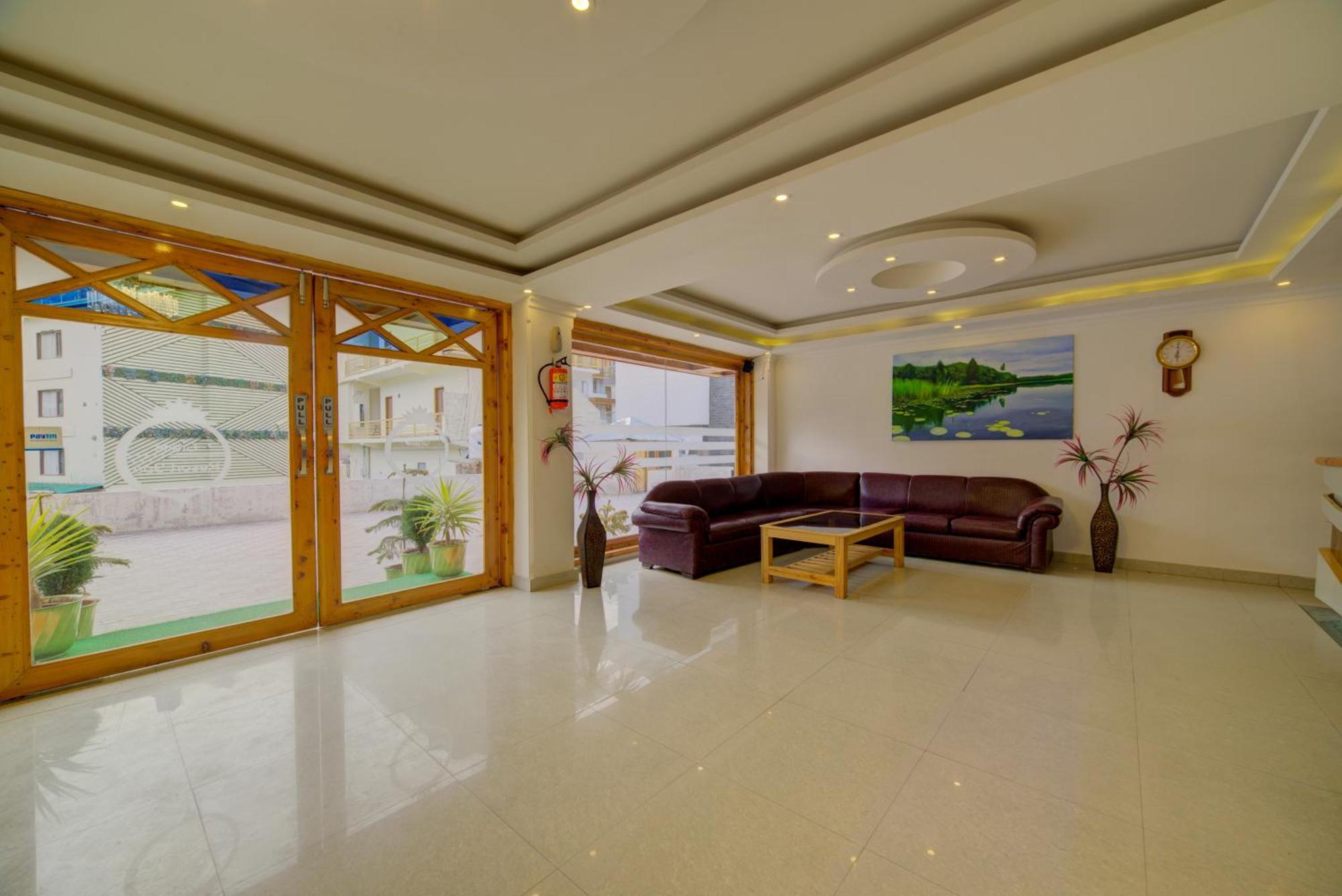 AHR Grace Resort&Spa Manāli Exterior foto